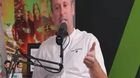 “灰熊官方公布：伊萨洛继任詹金斯，担纲临时主教练指导本赛季余赛”